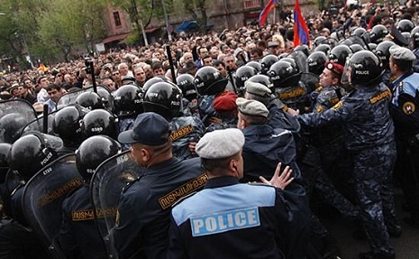  "Stand up, Armenia" initiative members collected 5,000 signatures for PSRC resignation